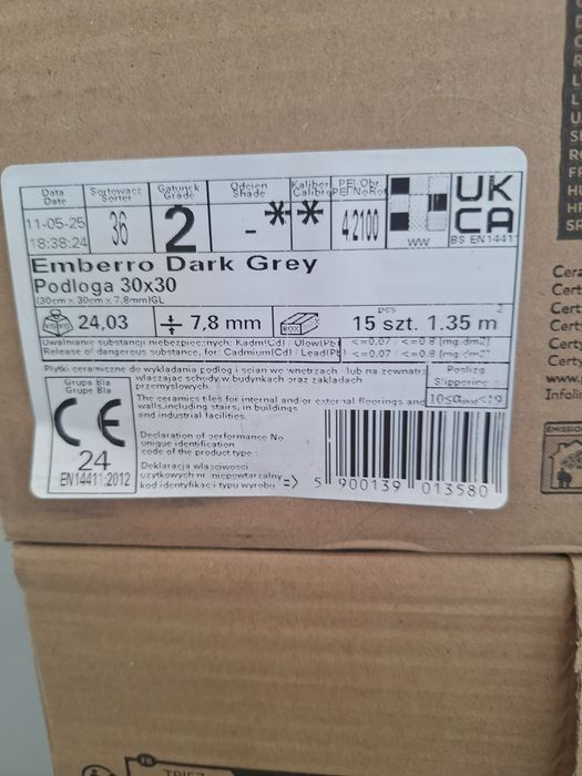 Sprzedam płytki 7 kartonow  2 gatunek