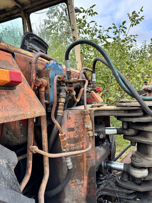 Продам Ескаватор ЮМЗ-6