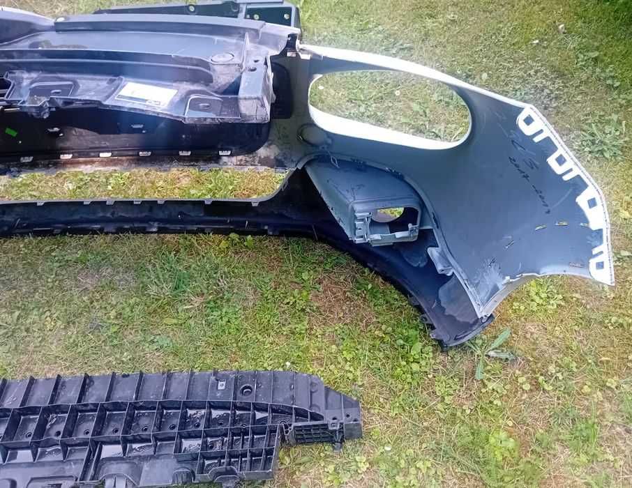 Citroen C3 III zderzak przedni.