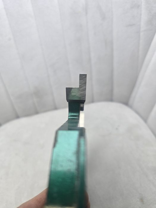 Frez do drewna nasadzany 210x13mm