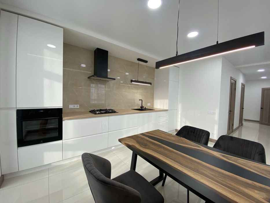 Елітна квартира 75 м² з ремонтом та технікою в ЖК Ковалівський. Поруч парк