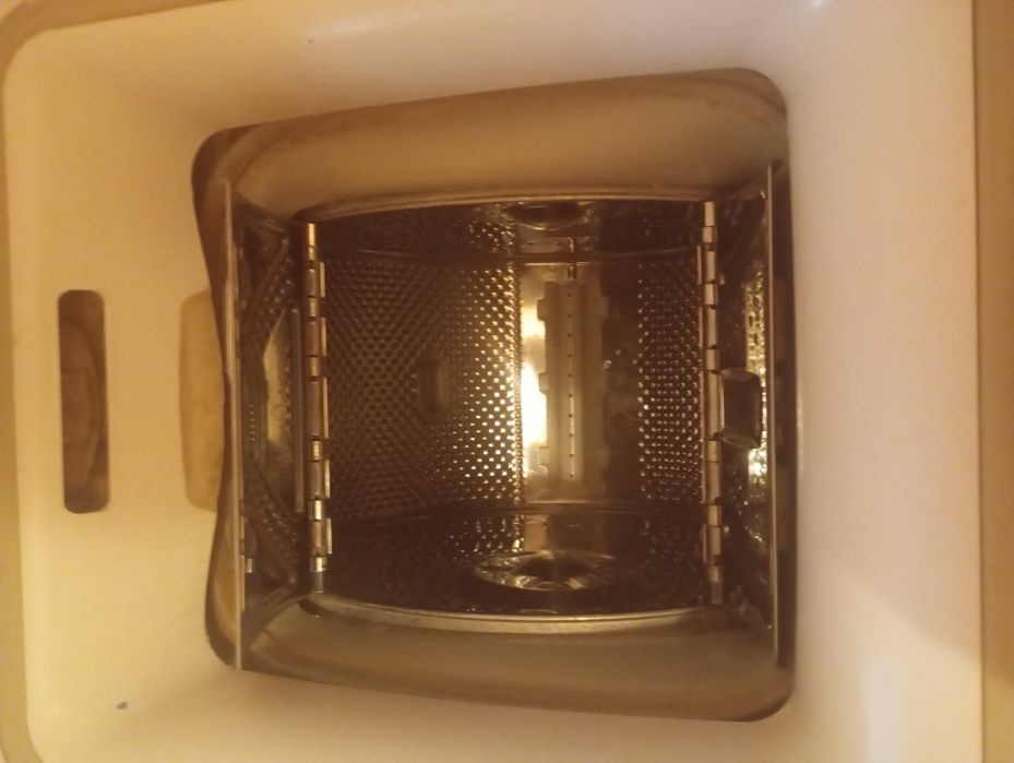 Пральна машинка Whirlpool AWE 66710