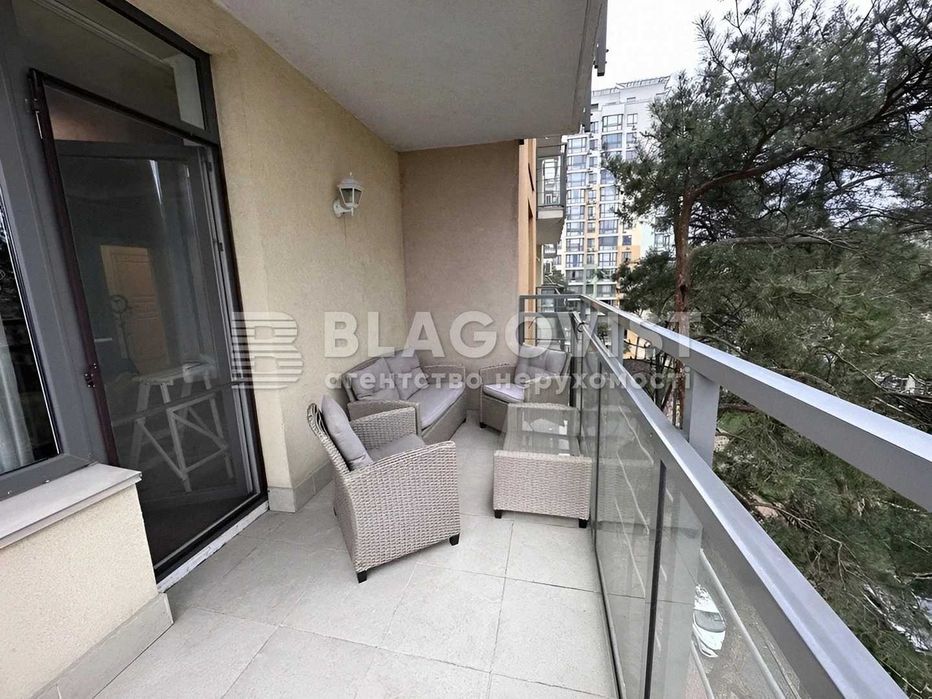 ЖК Відпочинок 3кімнатна Ремонт Не високій поверх Терміново