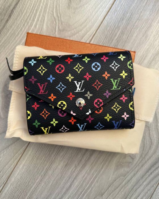 Женский чорный кожаный кошелек Louis Vuitton Луи Виттон