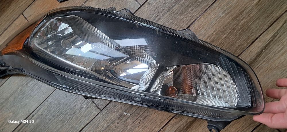 Фара для Ford fiesta 2015 року Ліва