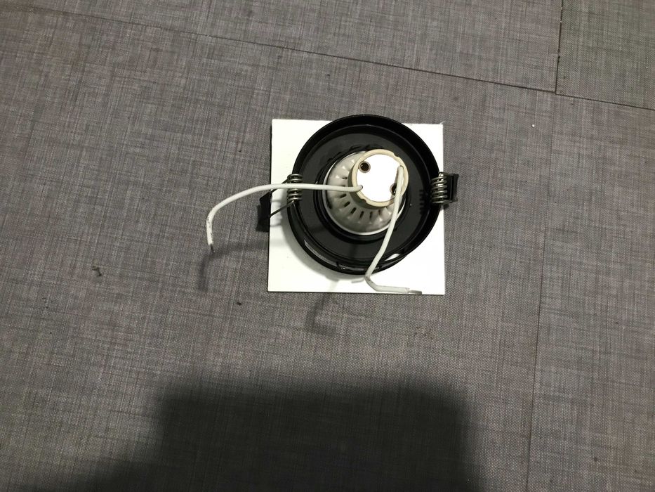 Focos com lampadas LED GU10