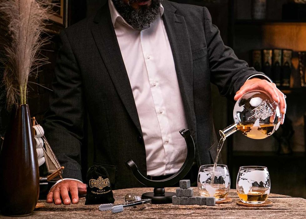 Zestaw do Whisky Szklanki Kamienie Pudełko Karafka Na Prezent + GRATIS