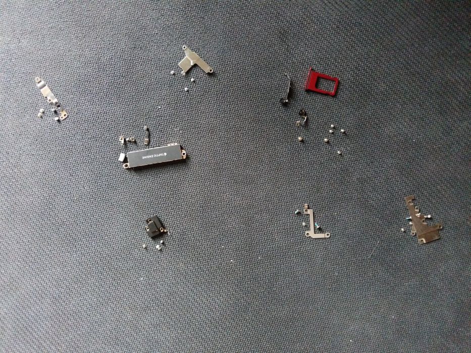 iPhone SE 2020 Taptik engine + прижимні пластини