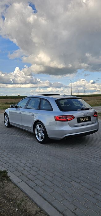 Audi A4_2.0Tdi_Sline_Panorama_3g+_Niski przebieg-Serwis