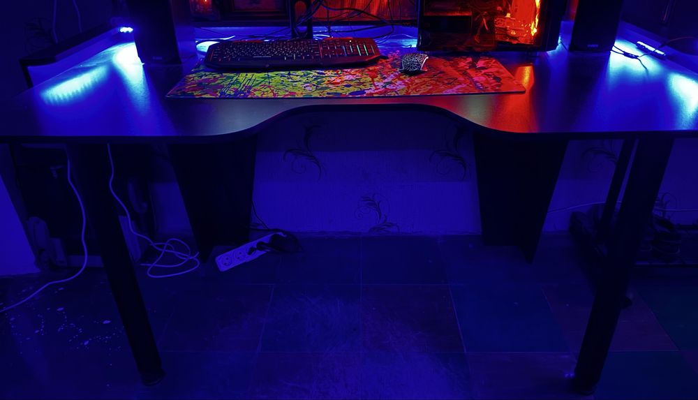 Игровой стол с подсветкой от PROSTOL