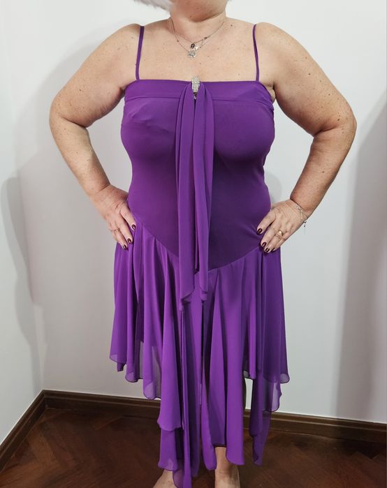 Vestido roxo de cerimónia nr. 44