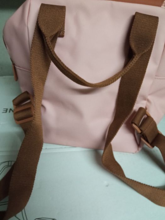 Mochilas novas dá para bebê e criança