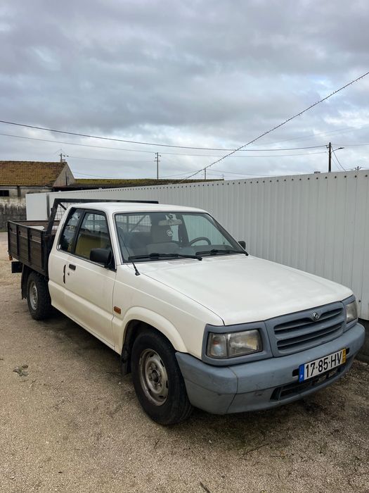 Mazda B 2500 pick up