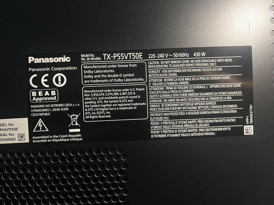 Телевізор 55 дюймів Panasonic Viera VT 50 HDTV