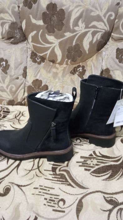 Нові чоботи жіночі