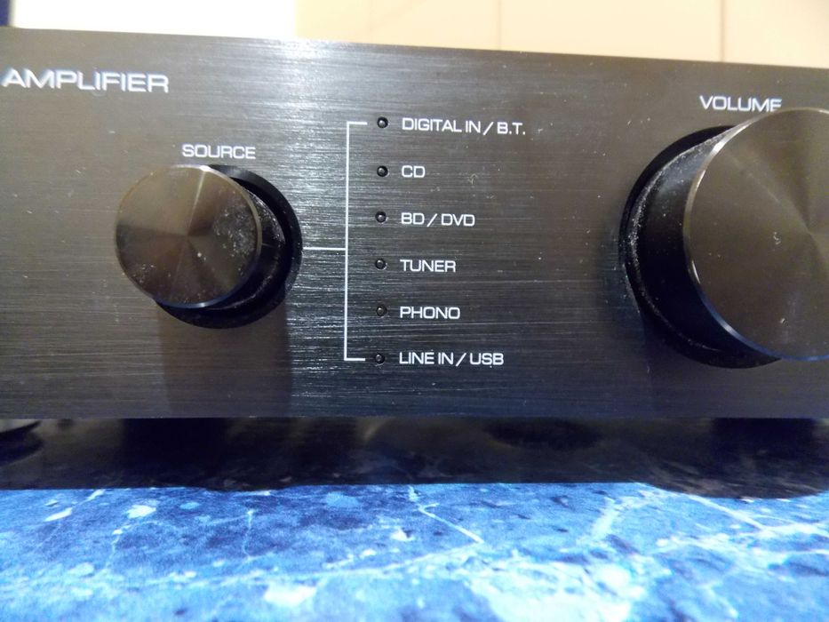 Odtwarzacz multimedialny amplifer Kruger Matz