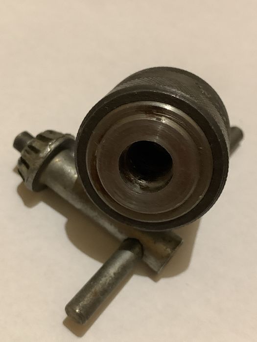 Патрон для дрели 1 - 10 мм ; 12 - 1,25