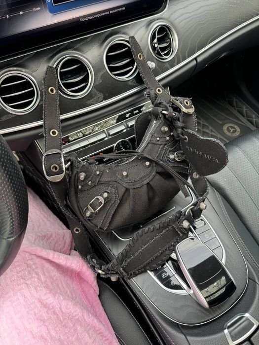 Сумка Balenciaga Le Cagole / баленсьяґа чорна тканинна сумочка