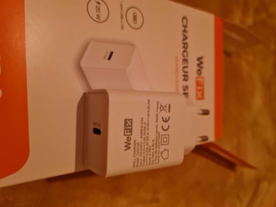 Carregador USB-C 20 W