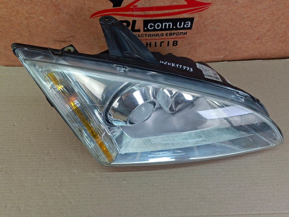 Ford Focus MK2 04-08 Фара передняя правая 4M51-13W029-EE блок розжига