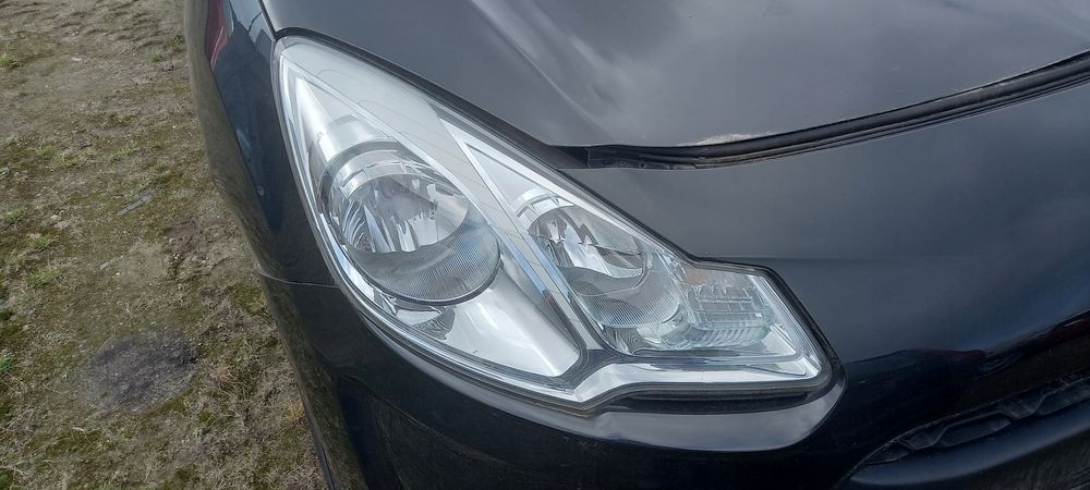lampa prawa prawy reflektor citroen c3 ds3 ii 2 09-17 9673814380-02