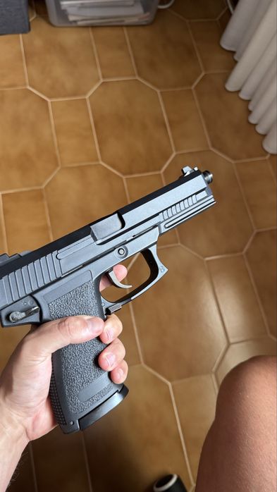 Pistola Airsoft MK23 (Green Gas)