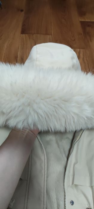 Курточка  тепла  в гарному стані
