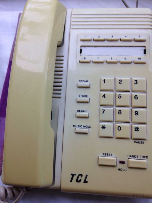 Телефонный аппарат кнопочный TCL E-086