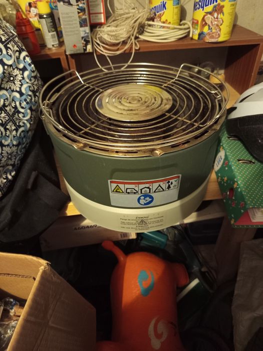 Churrasqueira portátil de mesa Quigg