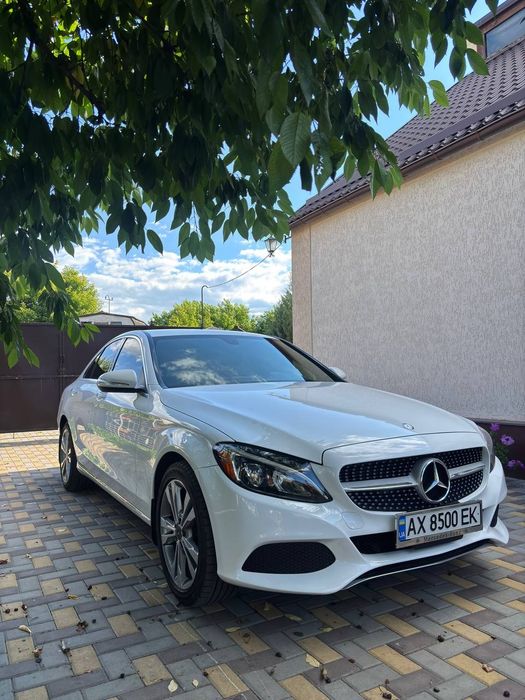 Mercedes-Benz c300 2015