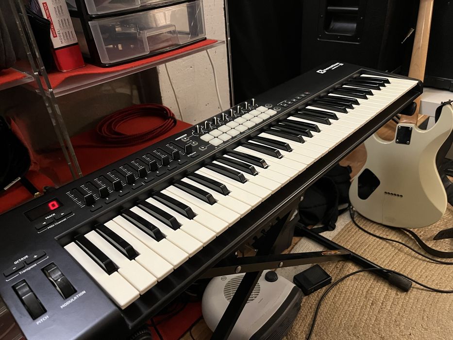 Teclado MIDI Launchkey 61 MK2 da Novation