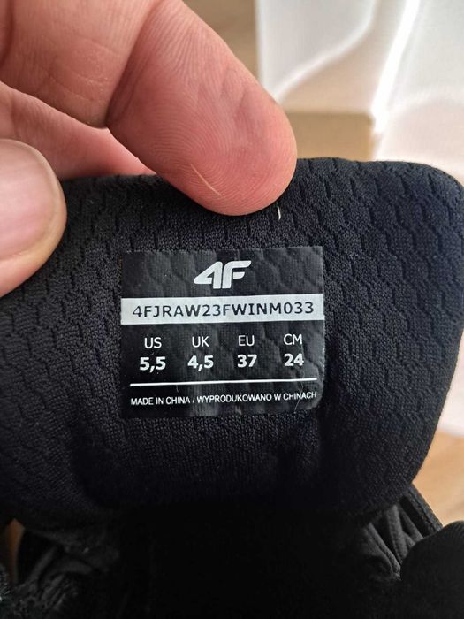 buty chłopięce zimowe 4F DCX-22 r. 37