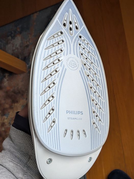 Philips Ferro de Engomar Compact Care CompactPlus GC 7923/20 Como Novo