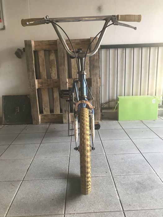 Bicicleta BMX roda 20