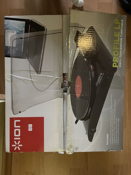 Вініловий програвач ION PROFILE LP