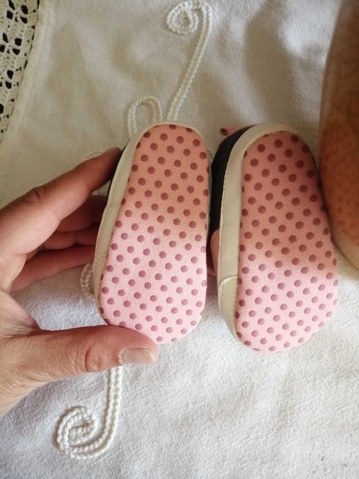 Sapatos Minnie 19 novos Zippy