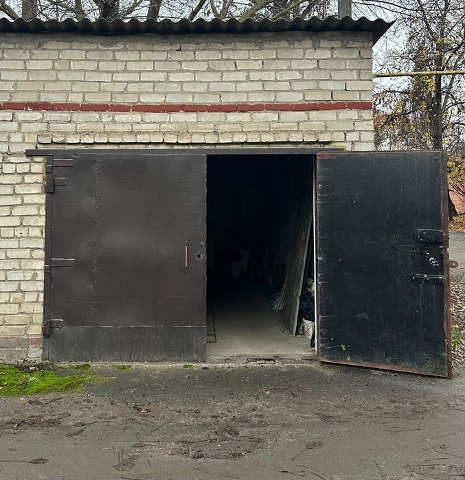 Продам гараж у центральному районі