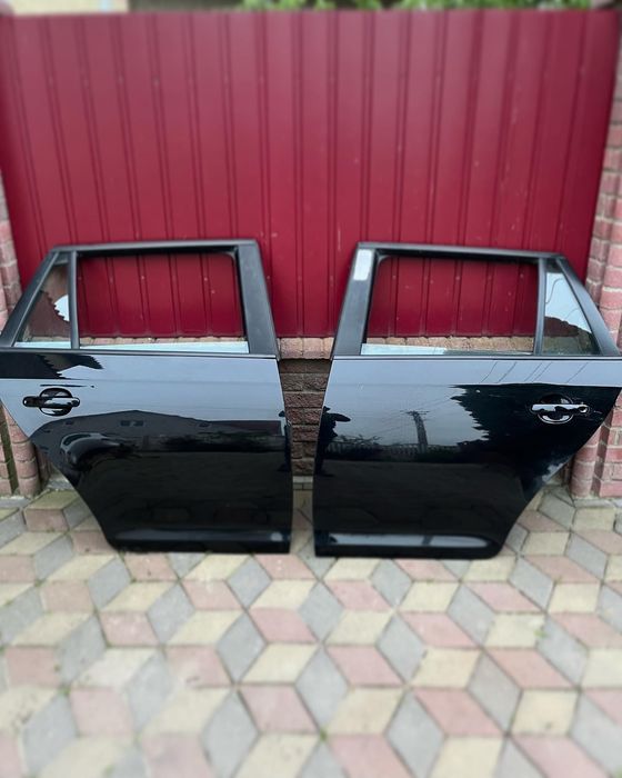 Двері Дверка Volkswagen Golf 5 Golf 6 Jetta 5 Чорні