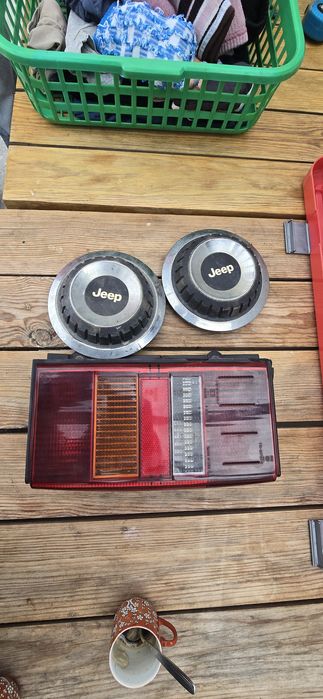 Centro de jante x2 farol x1 jeep Cherokee