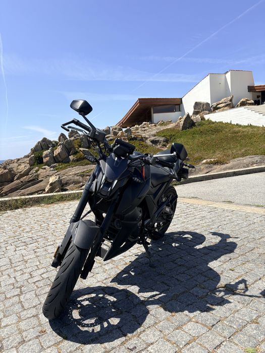 Zontes 125 U  LCD – 13.815 km – Impecável / Como Nova