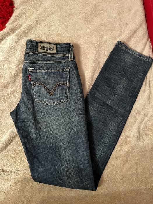 Levi’s 571 slim fit jeansy