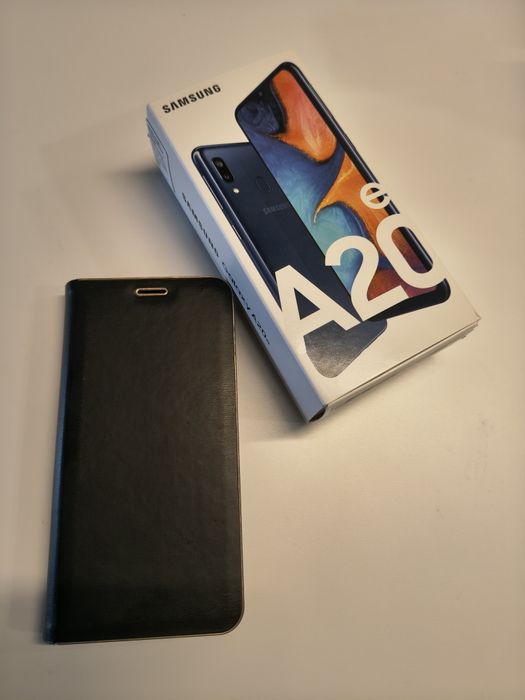 Samsung Galaxy A20e, SM-A202F/DS, ladowarka, etui, szklo