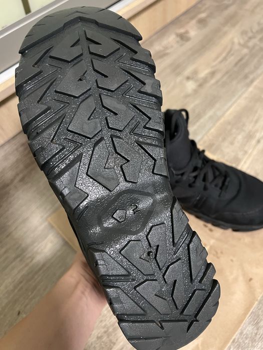 Продам ботінки 39 розмір гарна фірма. QUECHUA