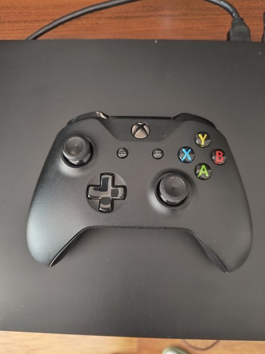 Xbox one x 1 TB Kinect gry stan idealny