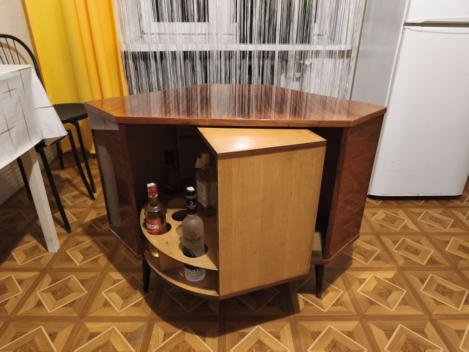 Barek obrotowy witryna komoda retro vintage PRL fornir Szafka  bdb