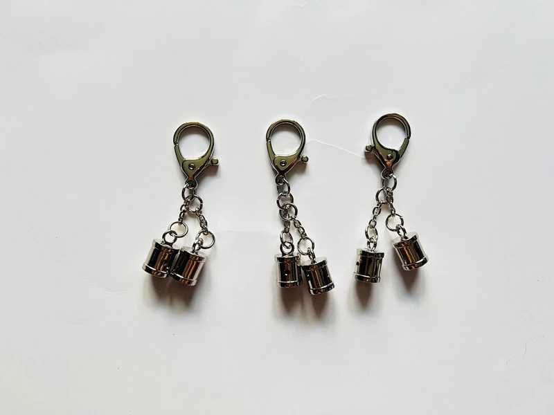 Brelok do zawieszek srebrny 9 cm do torebki plecaka kluczy