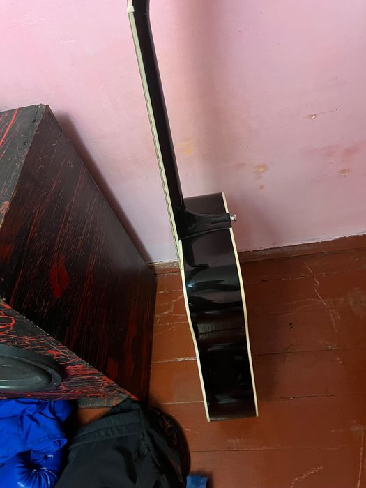 Акустична гітара Maxtone