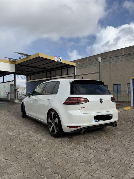 VW Golf GTI 7 performance (ler discricao)