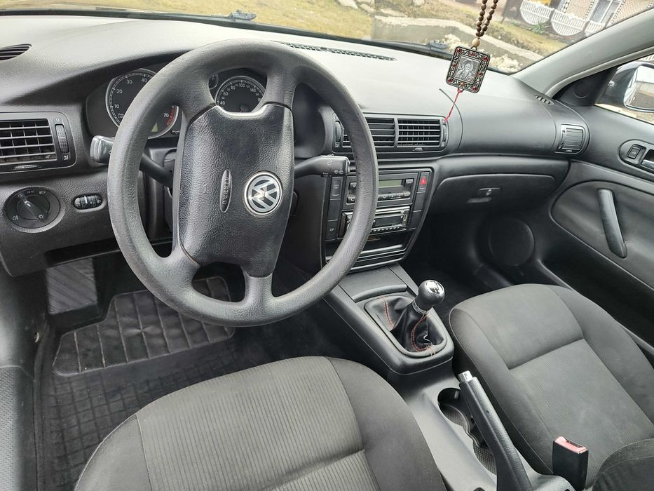 Пасат b5+ універсал