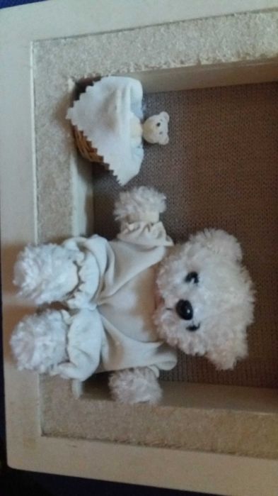 Quadro com urso em tons de bege, novo
